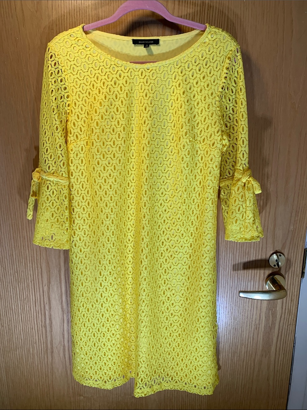Ellen Weaver Yellow Lace Midi Dress w/ Bell Sleeves- Size M